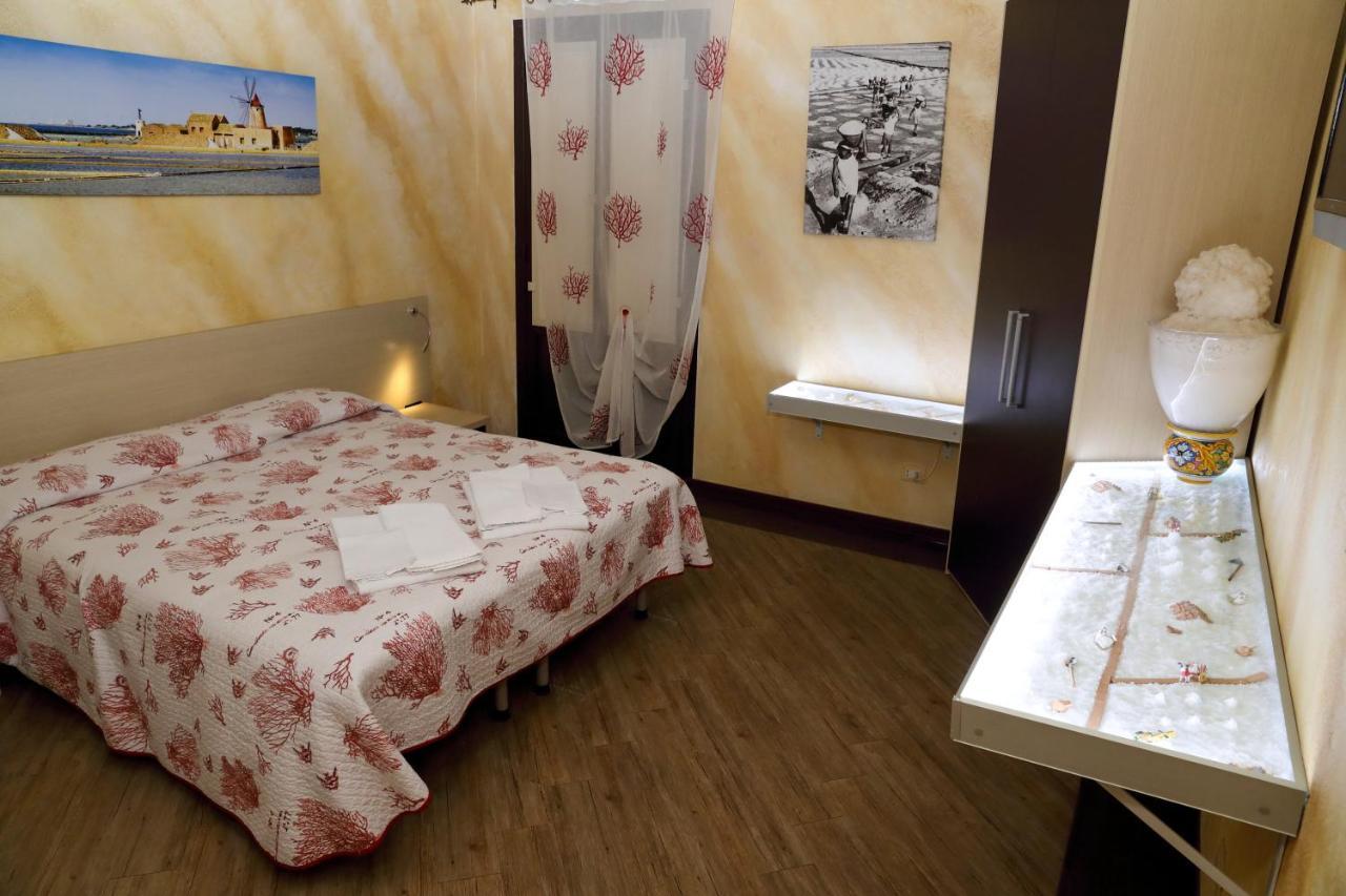 Case Vacanze Benvenuti Al Sud Trapani Bagian luar foto